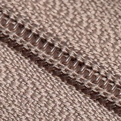 No 3 PREMIUM Coil Zip