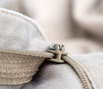 No. 3 Coil Zip Beige Close Up