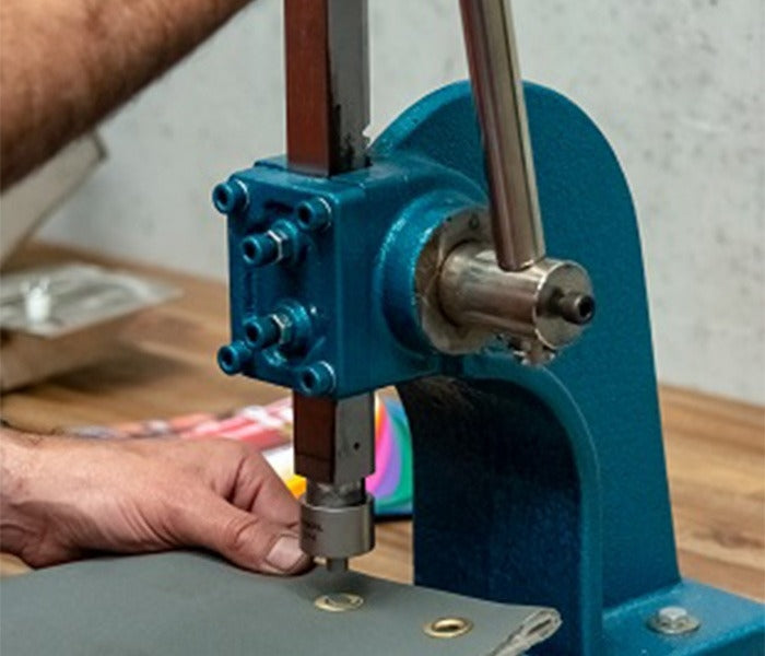 Paskal Hand Press Demonstration